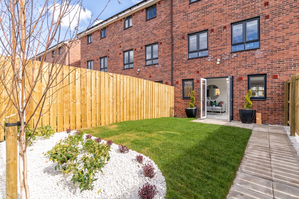 Photos of "Leven" at Holehouse Road, Kilmarnock KA3 61834417