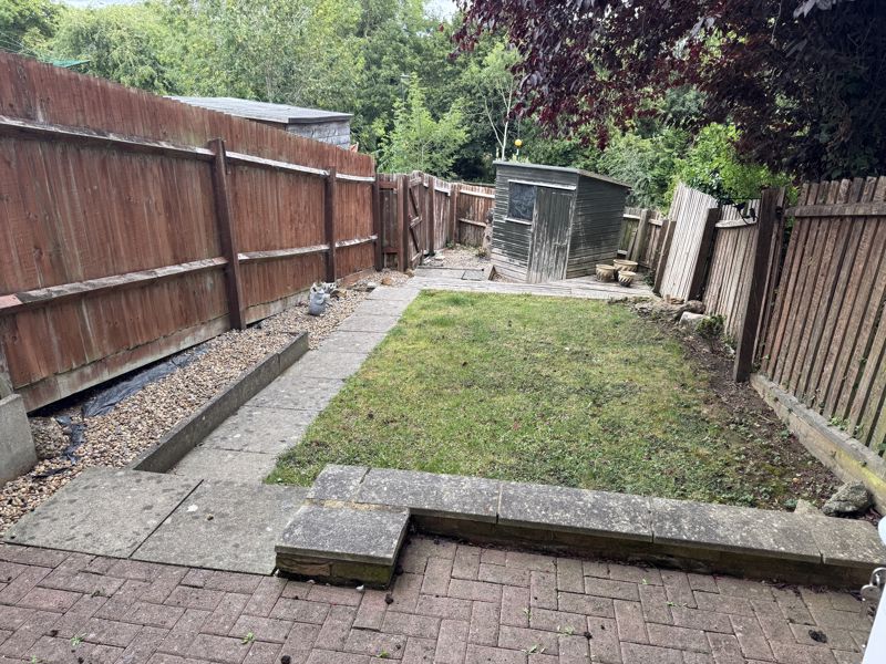 19, Salcey Close, Daventry photo 4