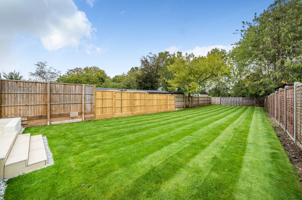 Photos of Reading Road, Winnersh, Wokingham RG41 65704505 PrimeLocation