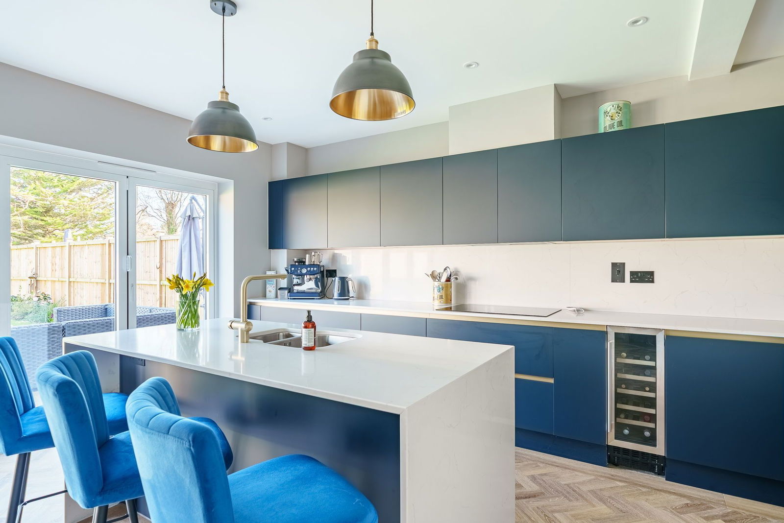 4 bedroom detached house for sale 0