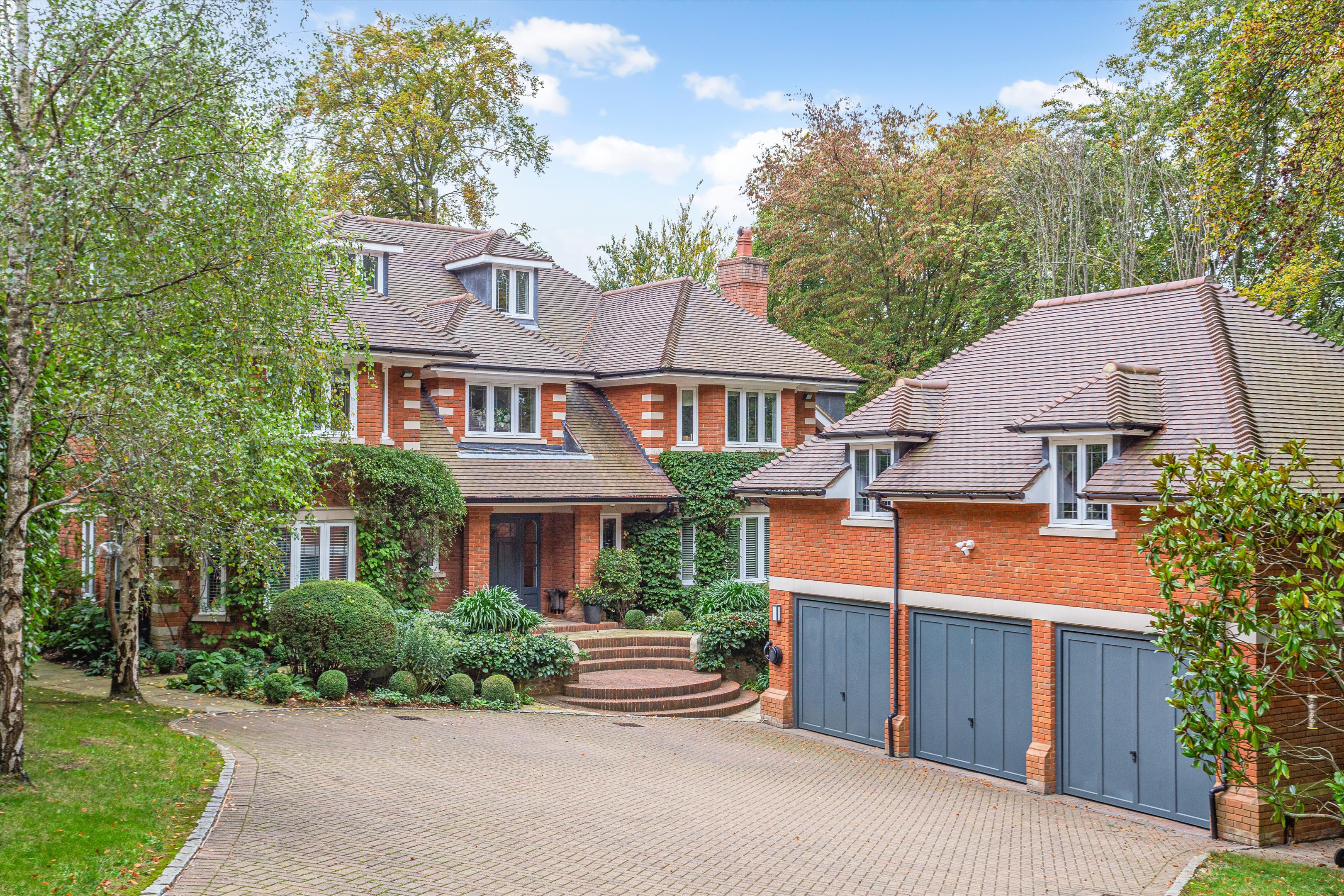 6 bedroom detached house for sale The Luxury Marketplace