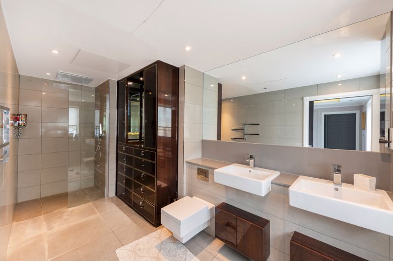 Photos of Chandos Way, Hampstead Garden Suburb NW11 65985216