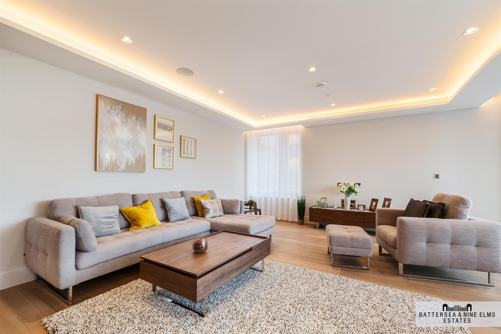 3 bedroom flat for sale 0