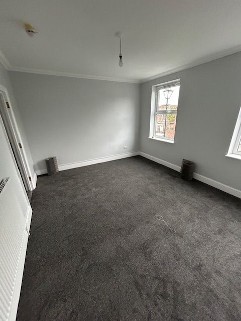 26 Gibbon Road, London photo 4