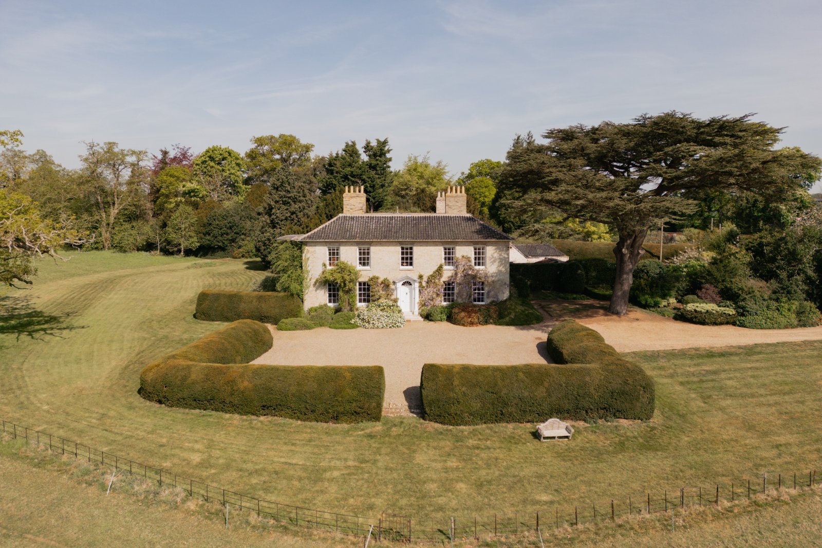 7 bedroom detached house for sale 0