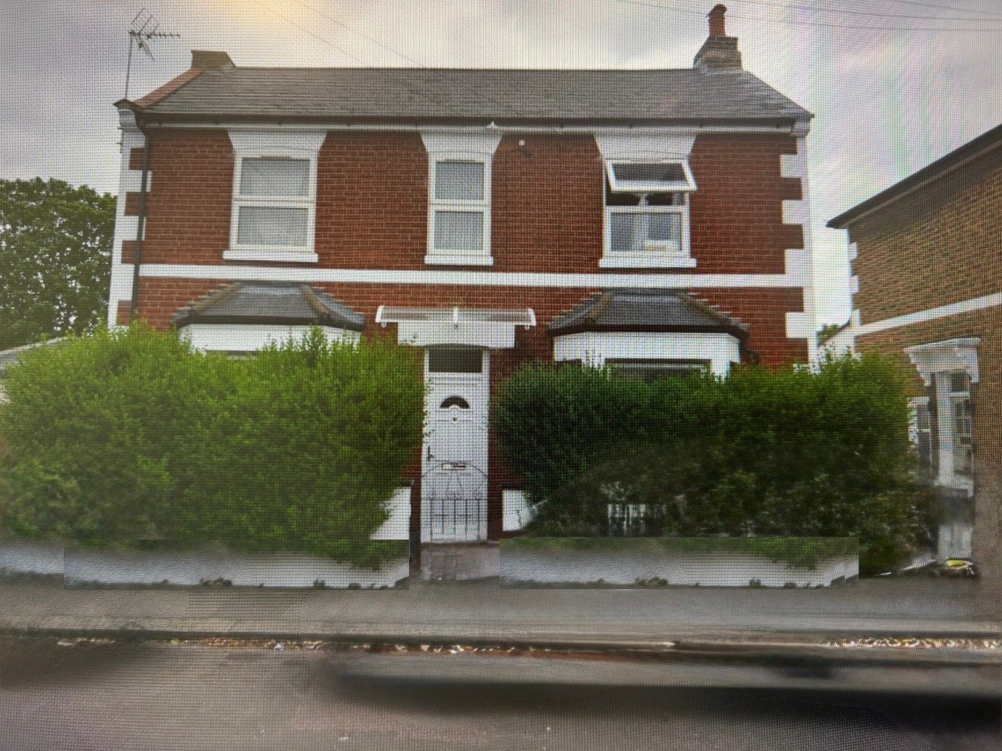 4 bedroom detached house for sale 0