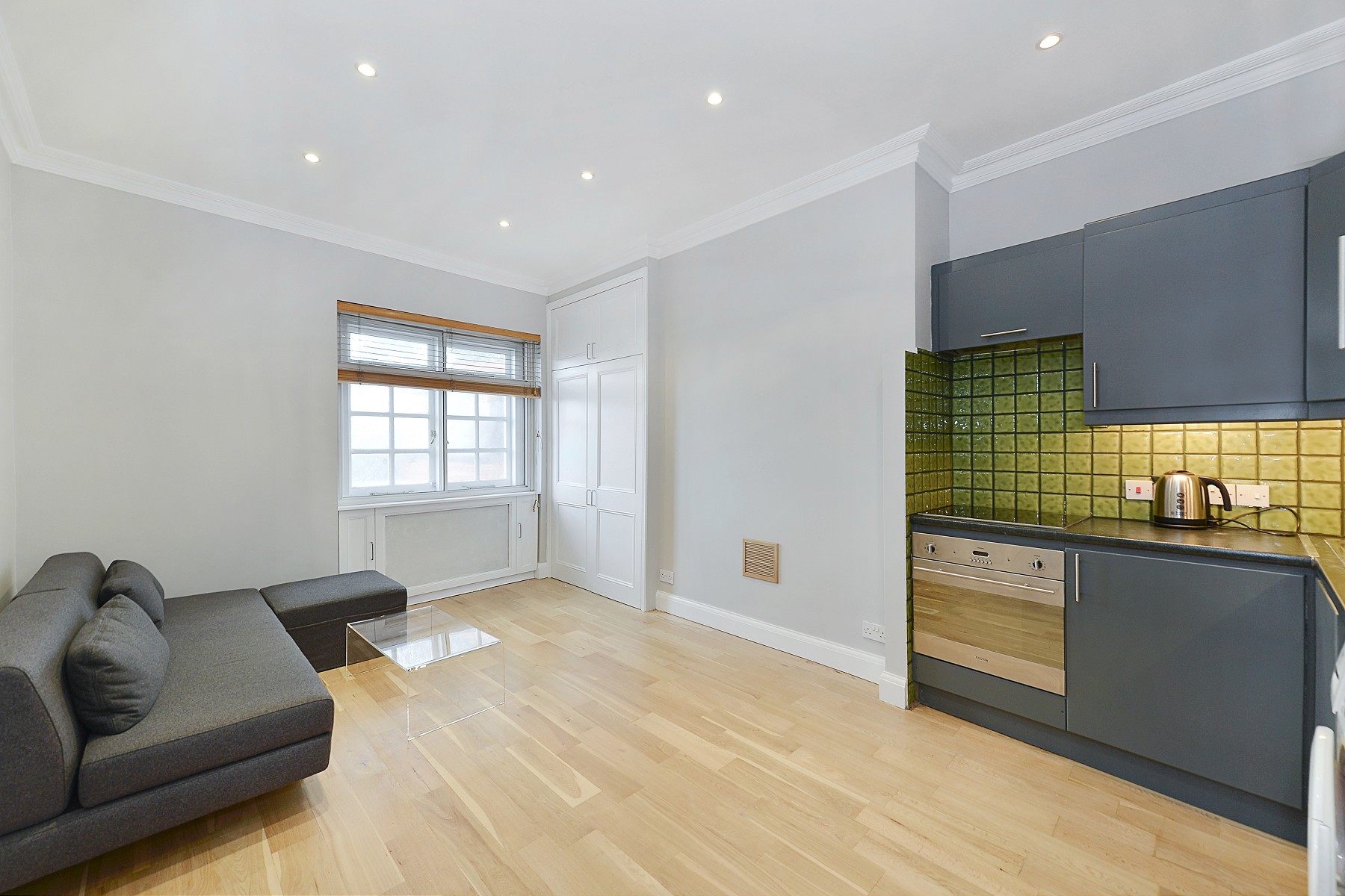 1, 113, Cheyne Walk, London photo 2