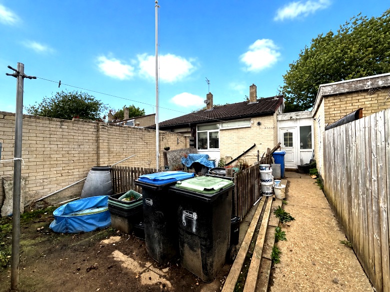 11 Arun Close, Peterlee photo 2