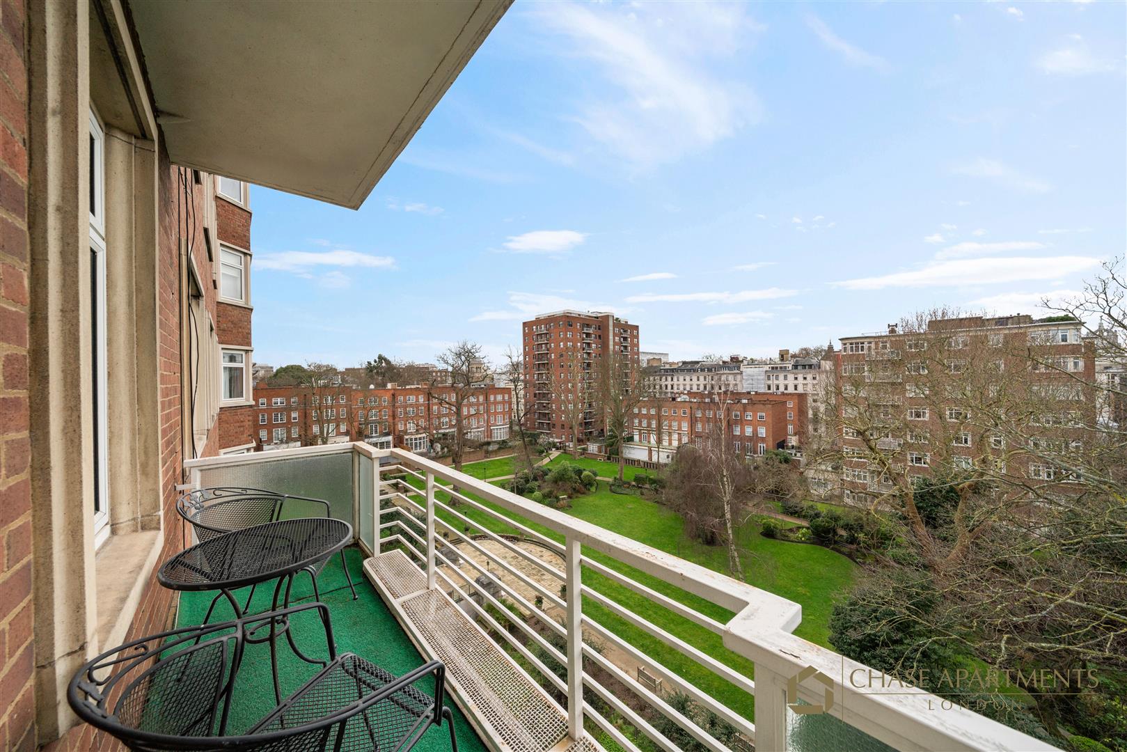 6 bedroom flat for sale 0