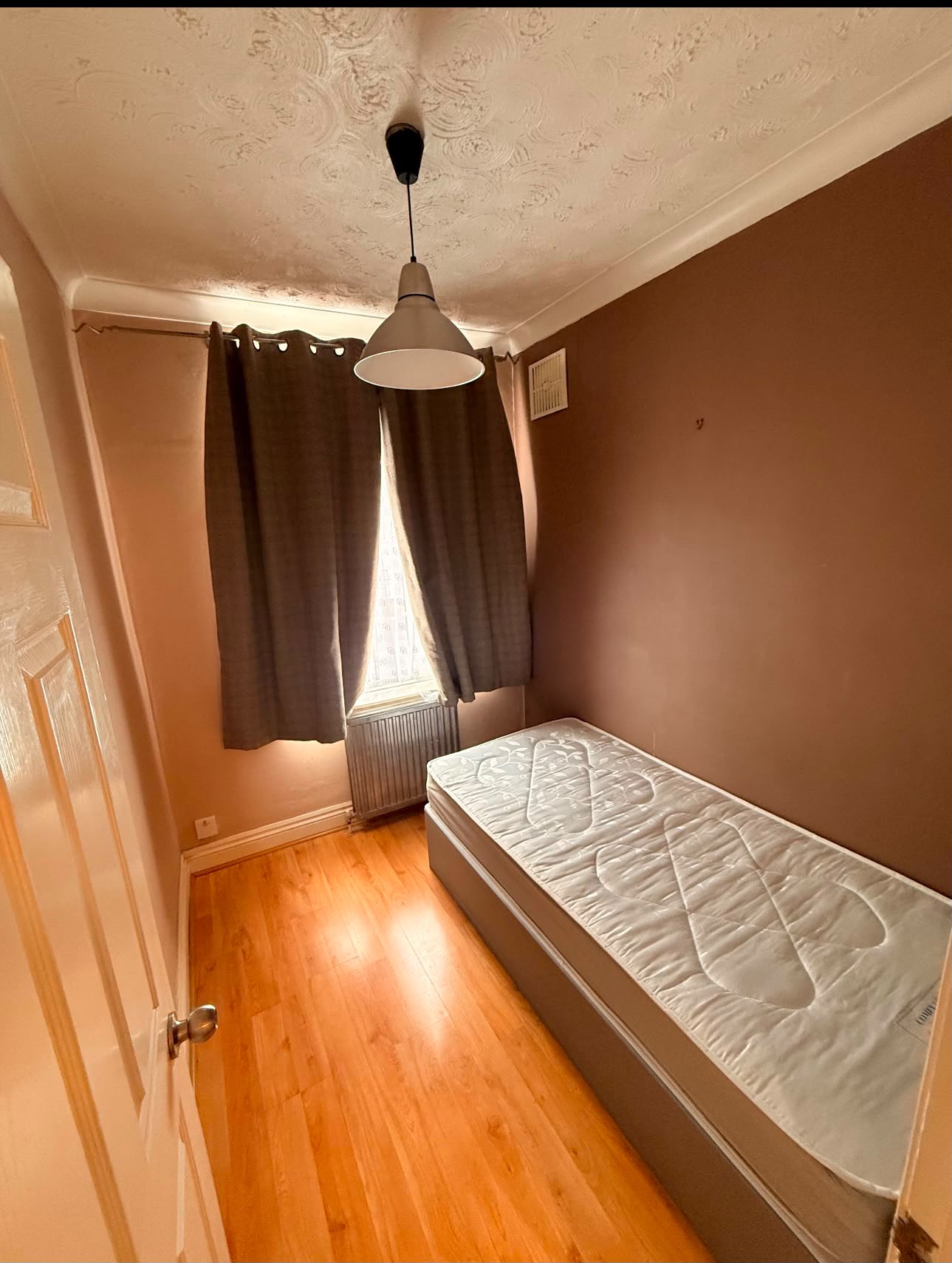 Rosedale Road, Romford photo 4