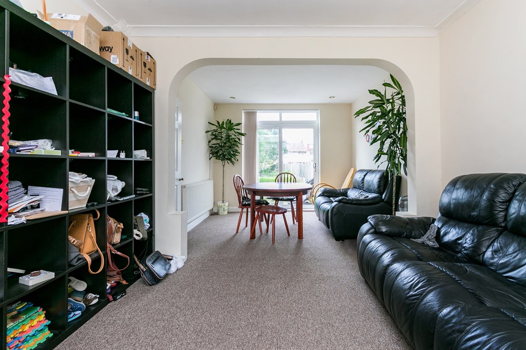 Free property report 66 Baron Gardens, Barkingside, Ilford, IG6 1PB