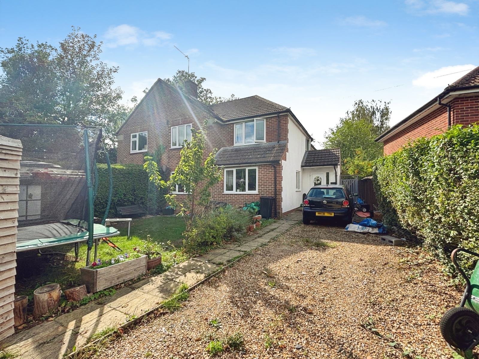 82, Westlands Avenue, Berkshire photo 2