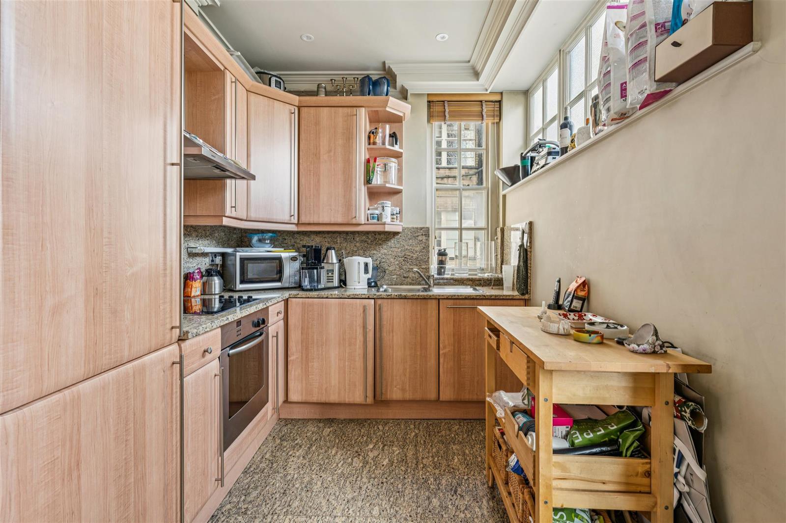 2 bedroom flat for sale 0