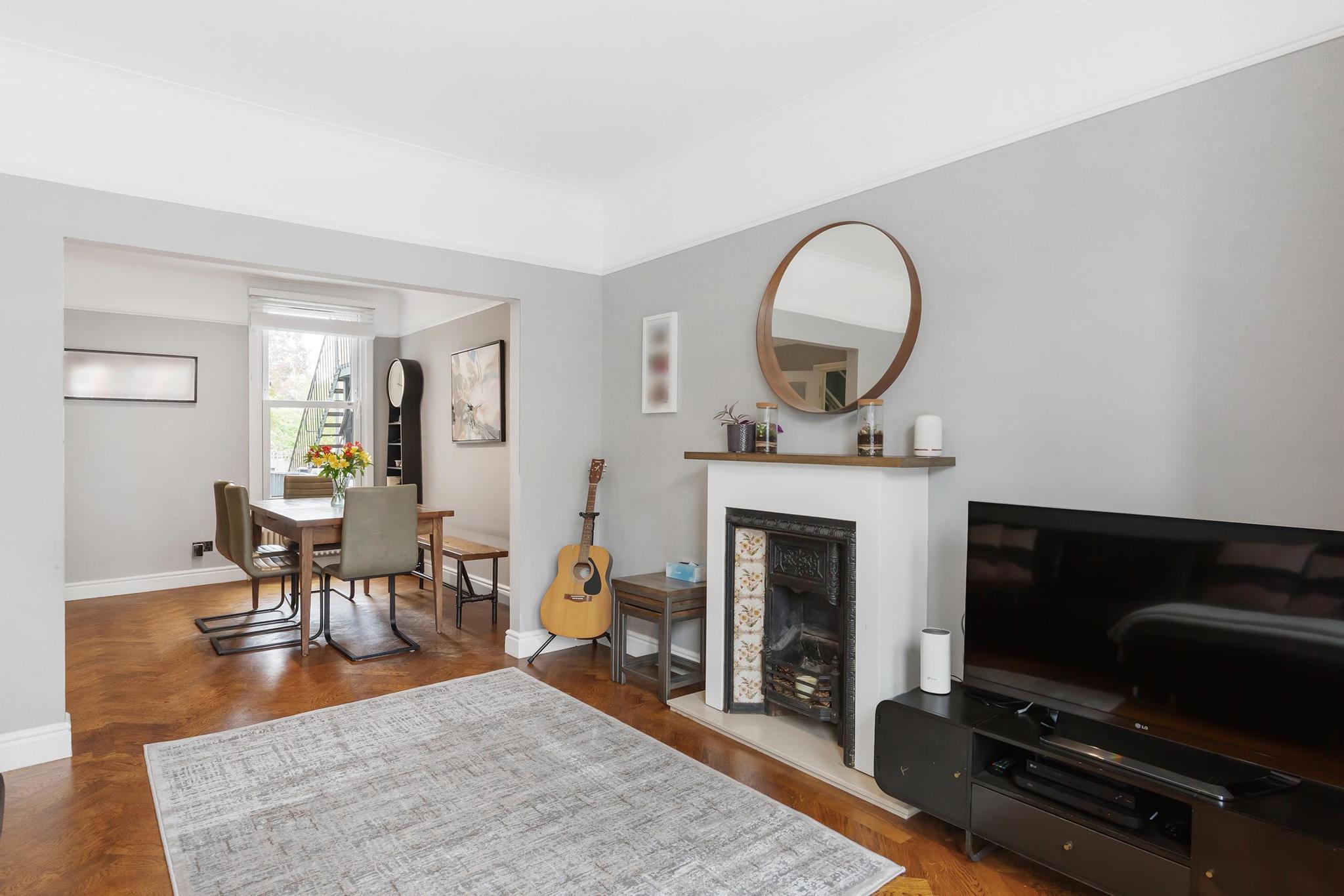 5 bedroom terraced house for sale 0