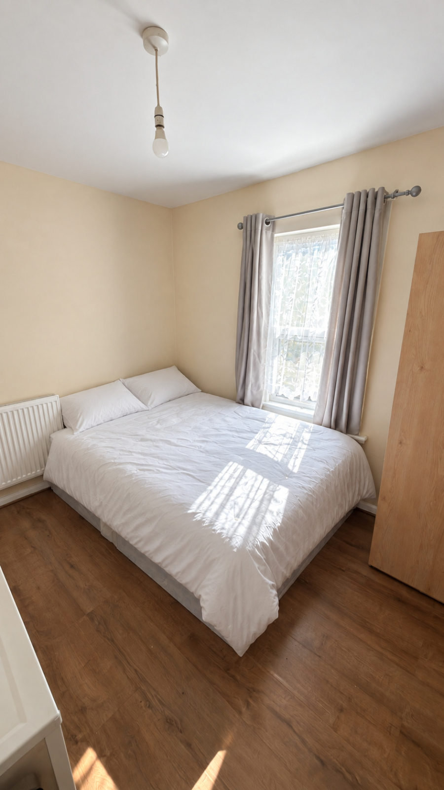 Flat 3, 16 St Andrew's Road, London photo 4
