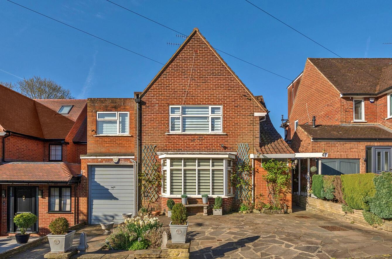 4 bedroom detached house for sale 0