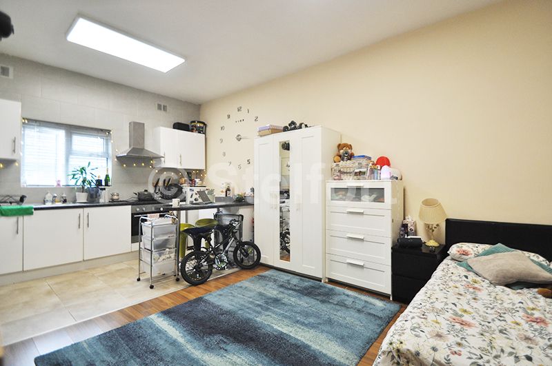 Rear Ground Floor Flat, 77 Junction Road, London photo 5