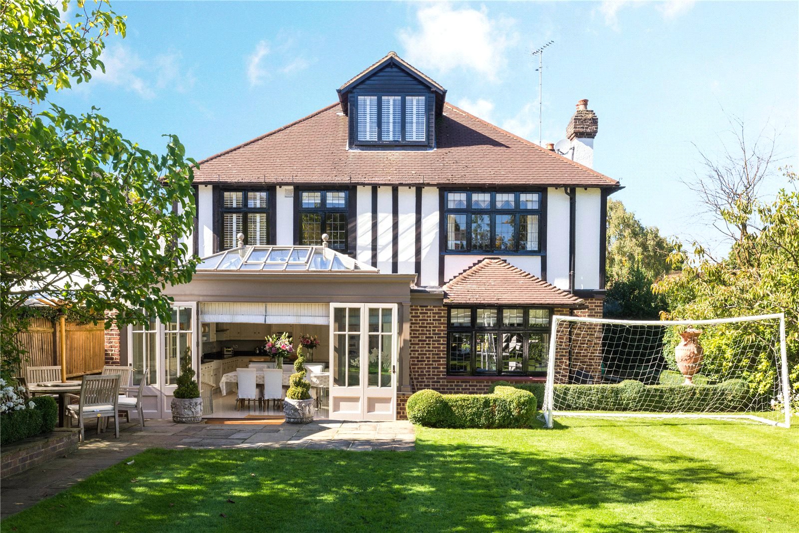 5 bedroom property for sale