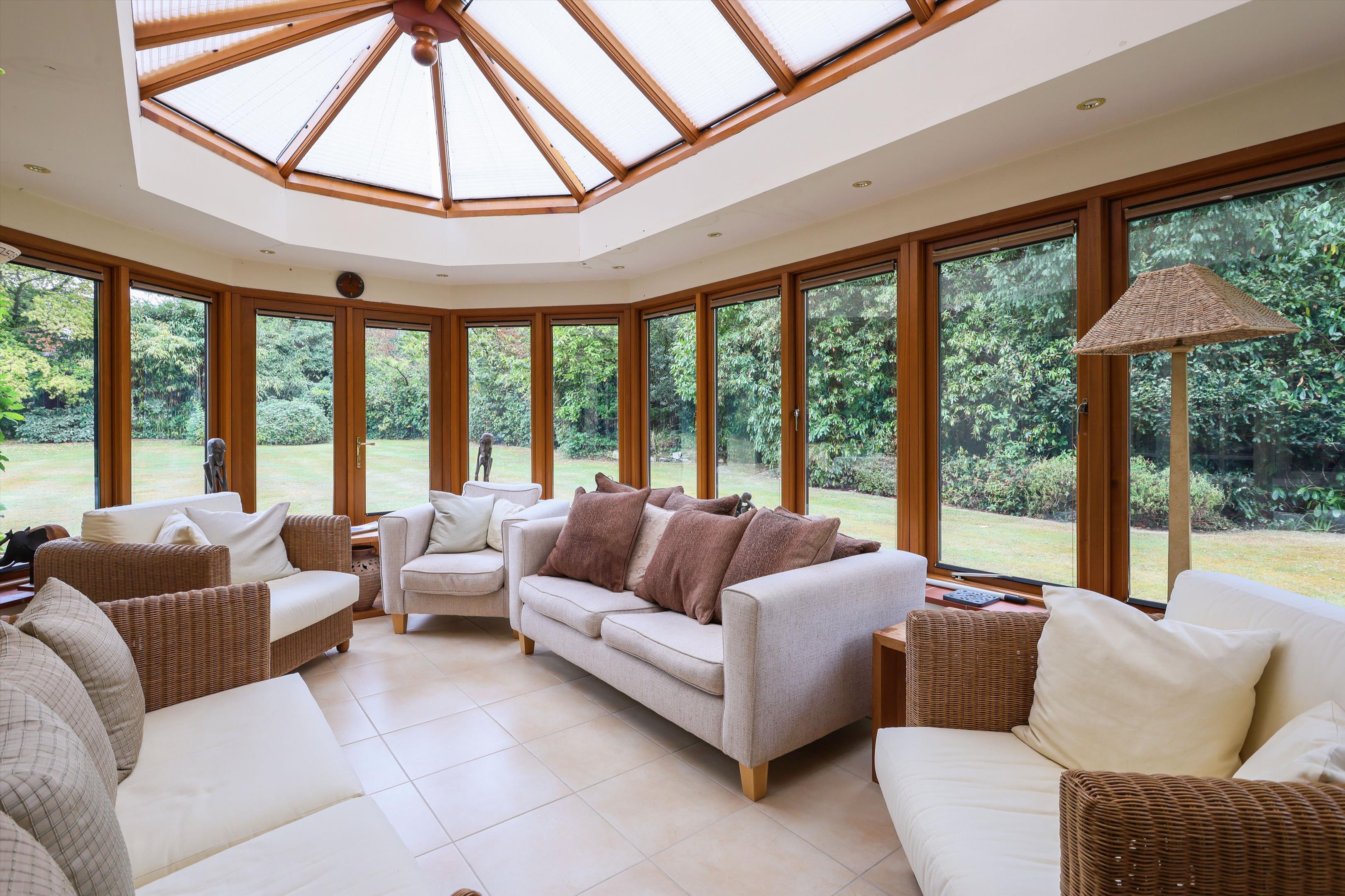 7 bedroom detached house for sale 0