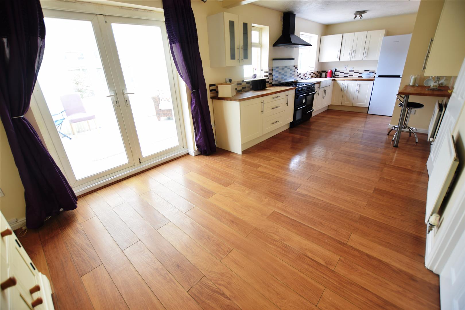 Free property report 7 Conference Close, Portishead, BS20 7LX Chimnie