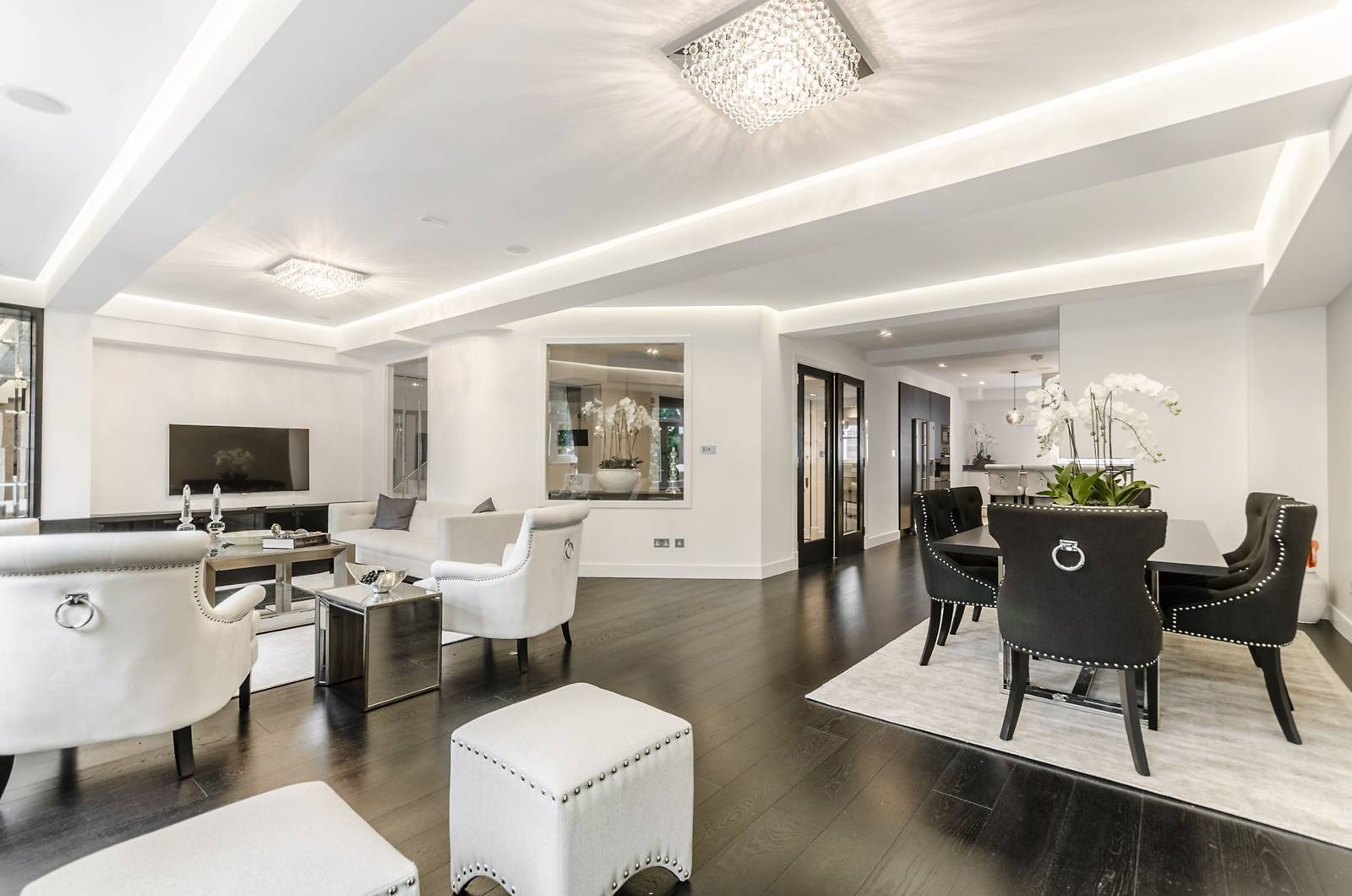 4 bedroom detached house for sale in Cambridge