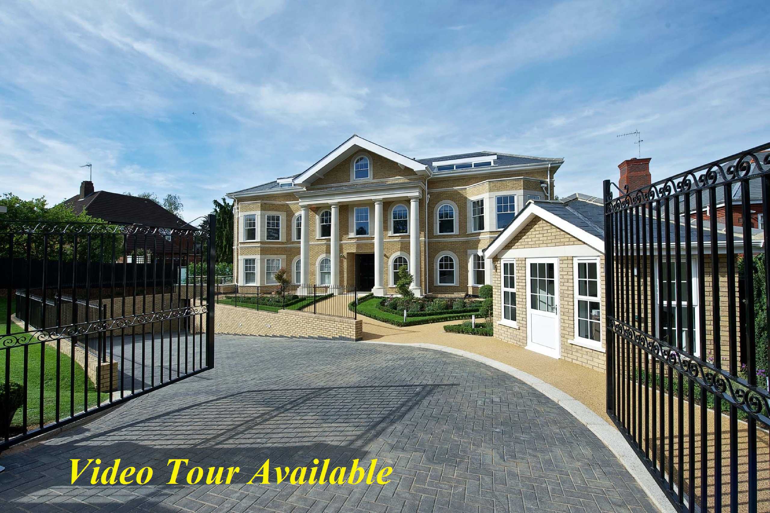 4 bedroom flat for sale 0