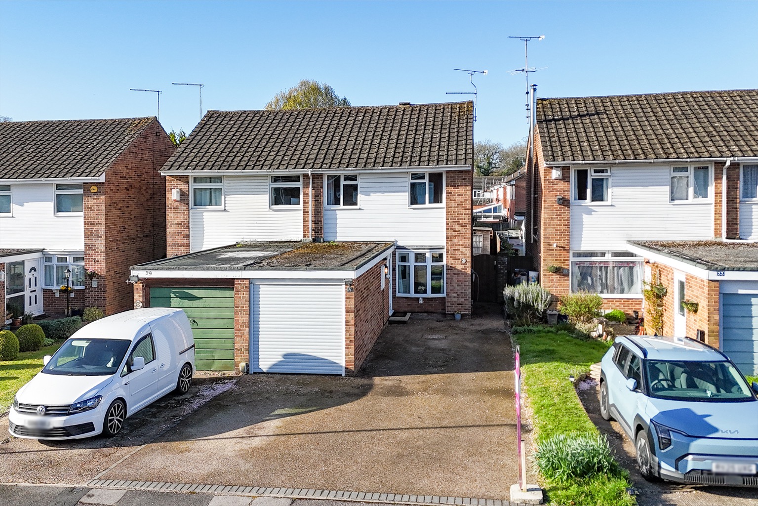 3-bed semi-detached on 31 Somersby Crescent, Maidenhead, Berkshire, £485,000