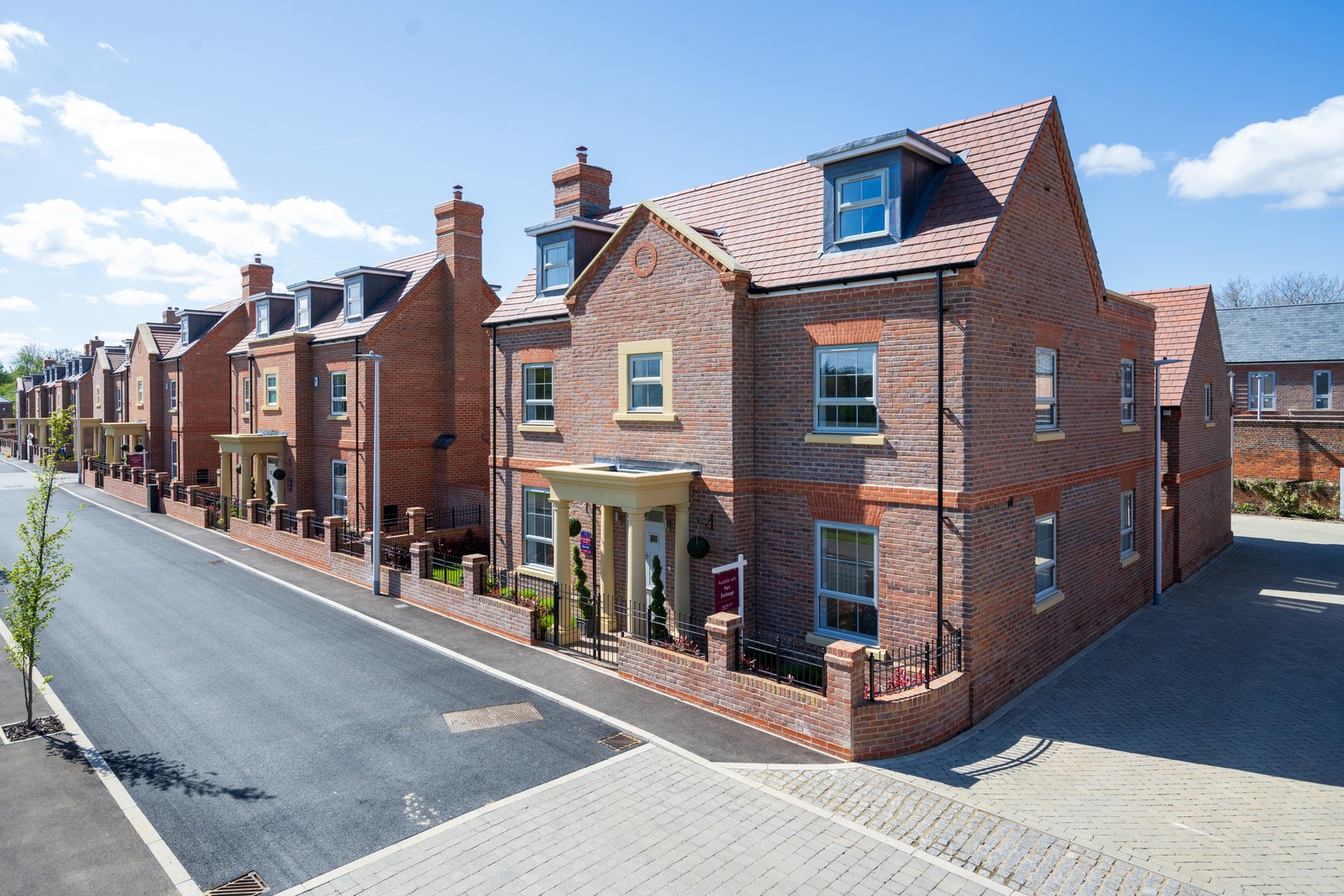 4 bedroom detached new house for sale 0