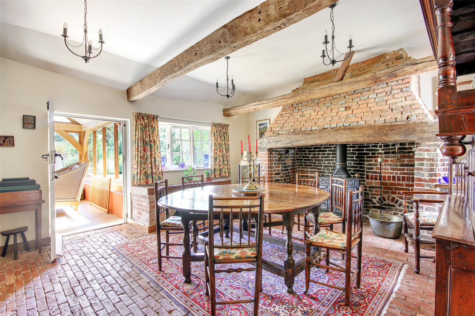 4 bedroom detached house for sale 0