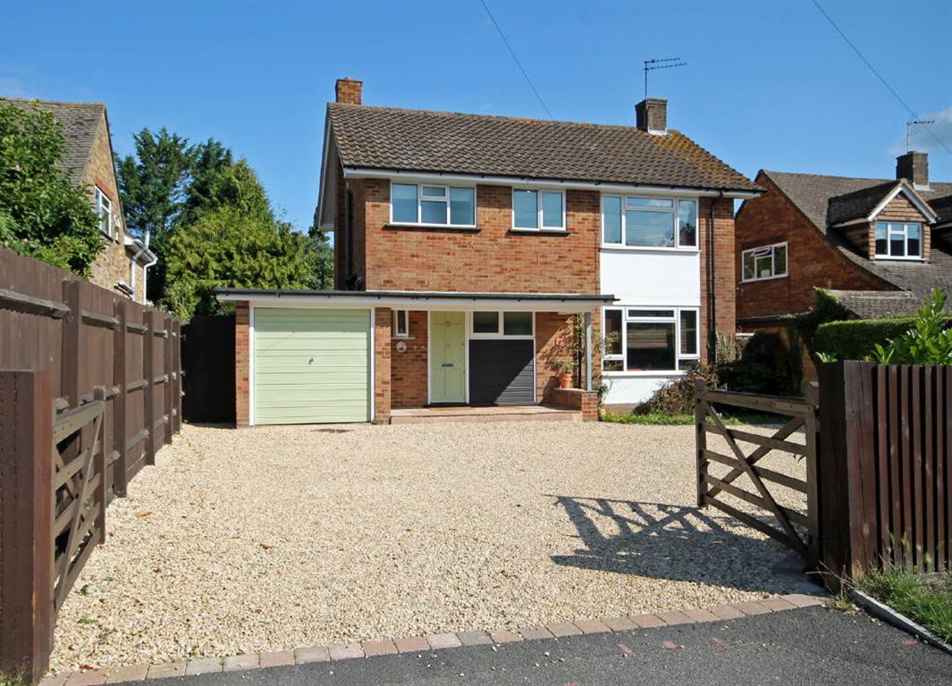 Free property report 18 Mayflower Way, Beaconsfield, HP9 1UE Chimnie