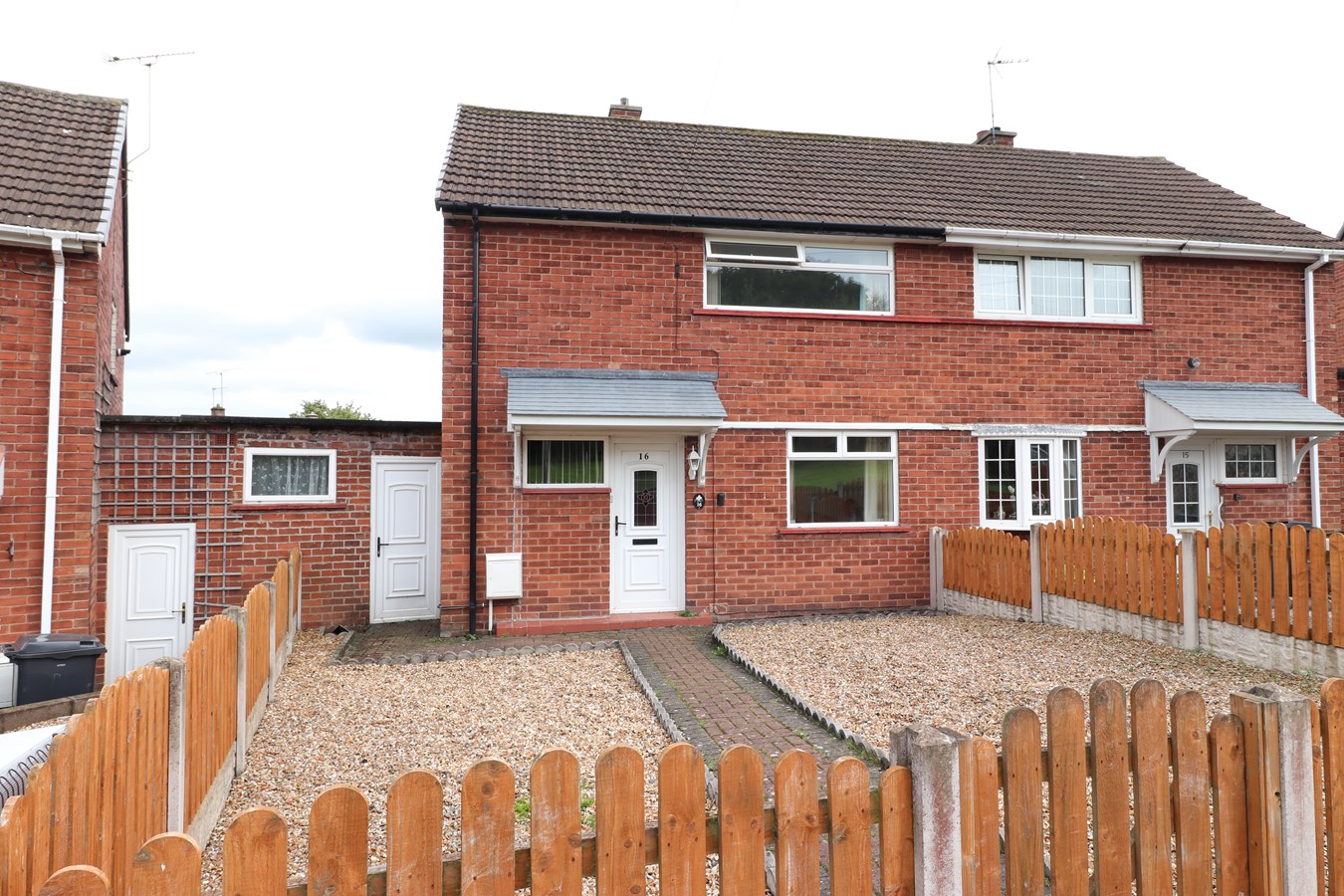 Free property report 16 Winton Crescent, Carlisle, CA1 3JY Chimnie