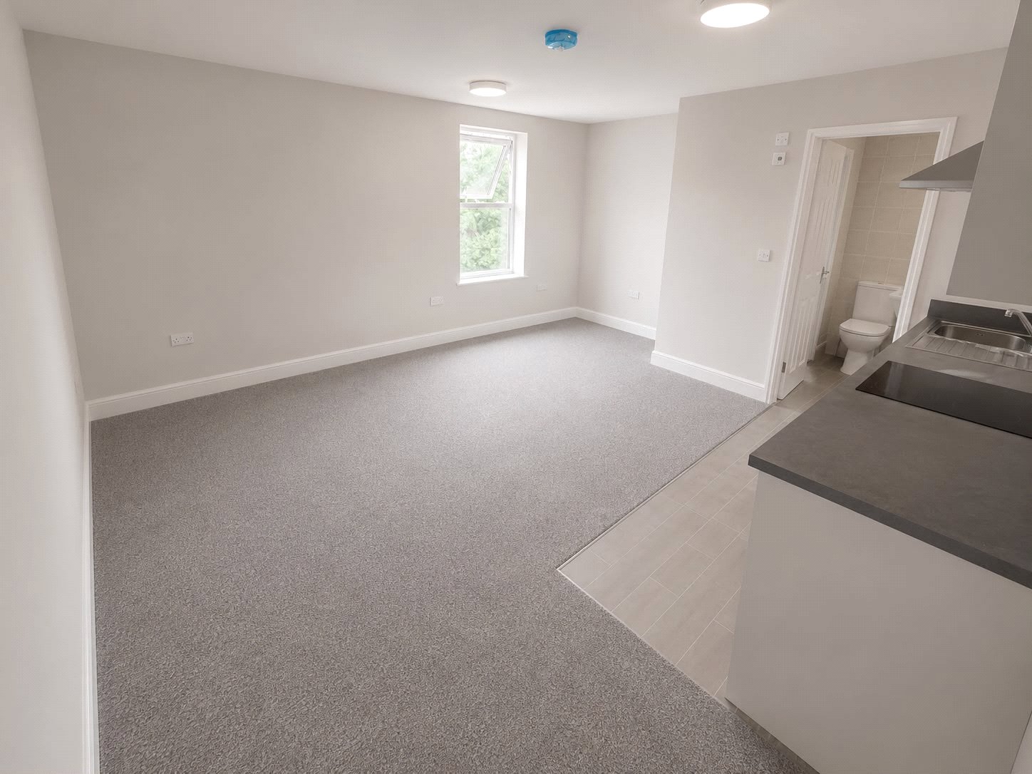 Flat 4A, 2, Merridale Lane, Wolverhampton photo 4