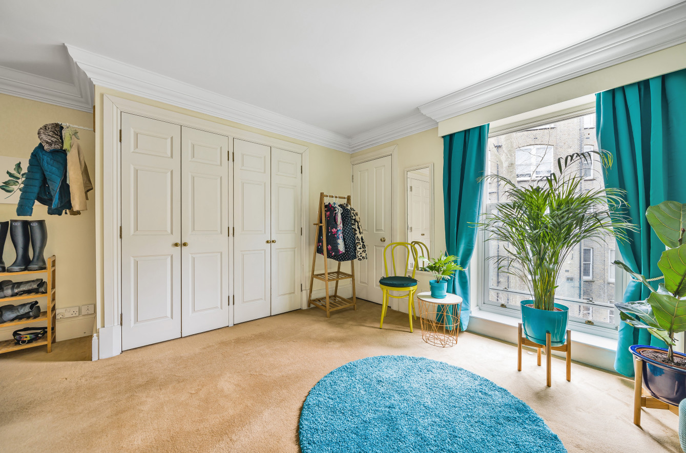 2 bedroom flat for sale 0