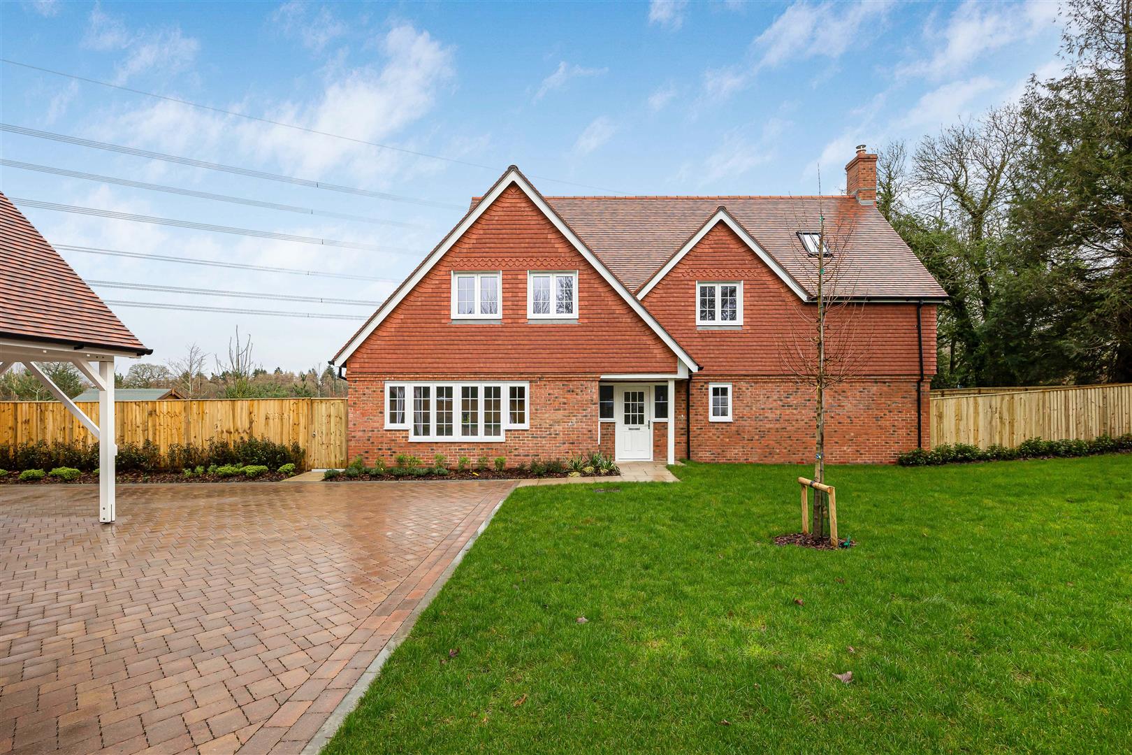 3 bedroom terraced house for sale in London