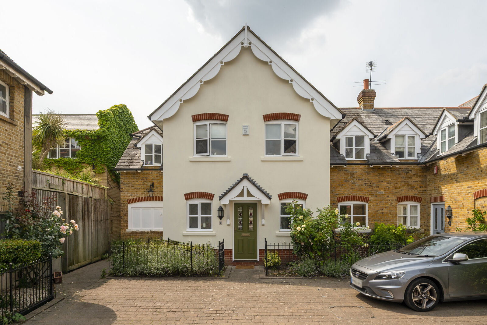 Angel Mews, London, SW15, Putney Heath photo 4