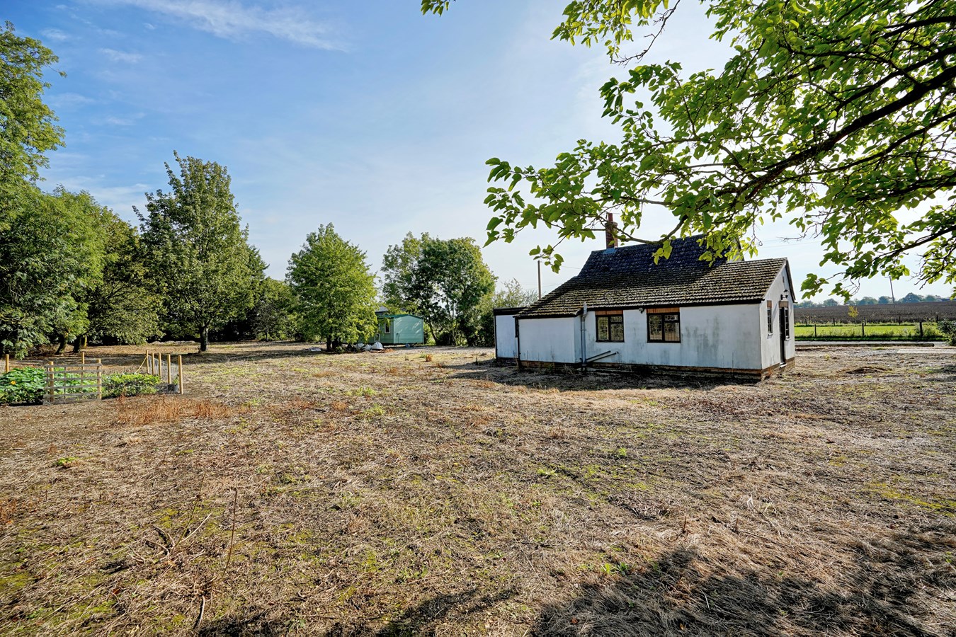 Photos of Kimbolton Road, Bolnhurst, Bedford MK44 65624308