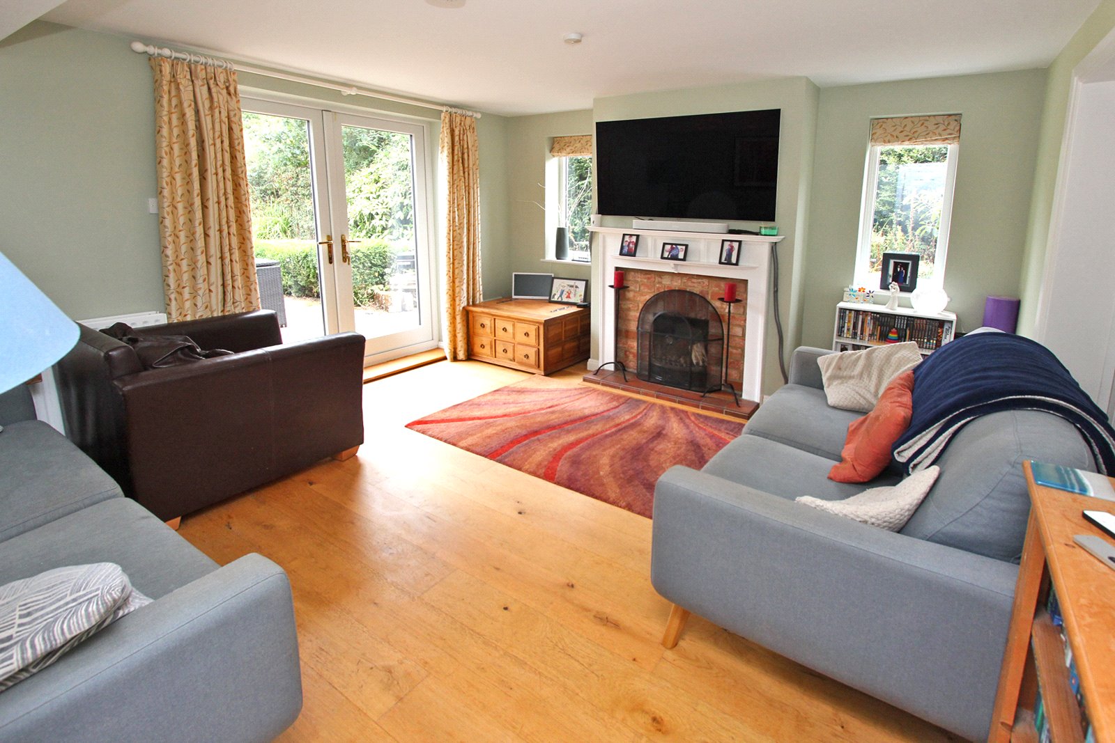 4 bedroom equestrian property for sale 0