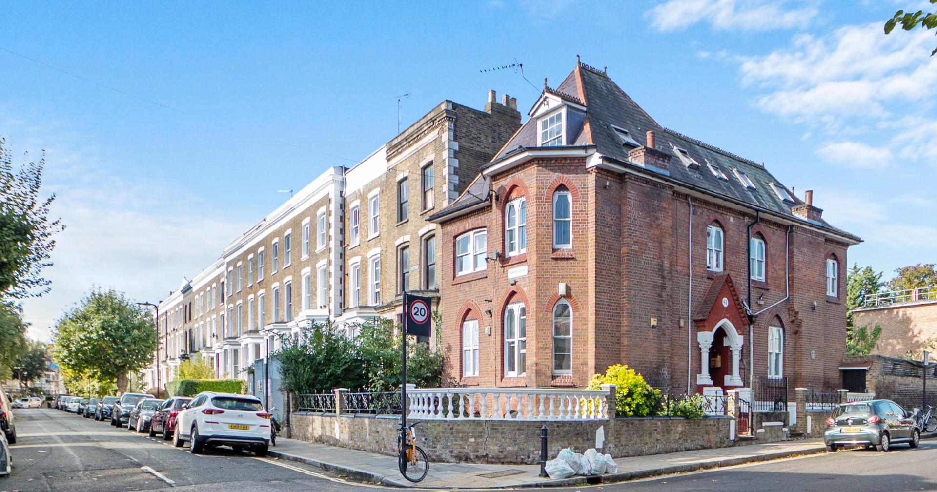 7 bedroom detached house for sale 0