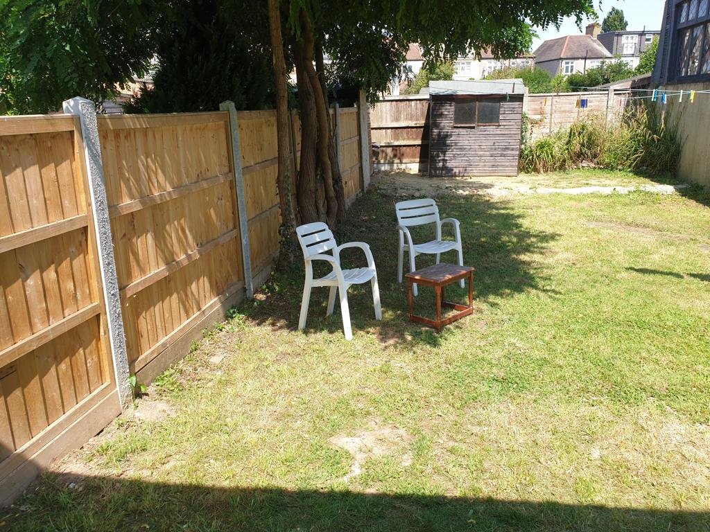 14, Aintree Crescent, Barkingside, Essex photo 5