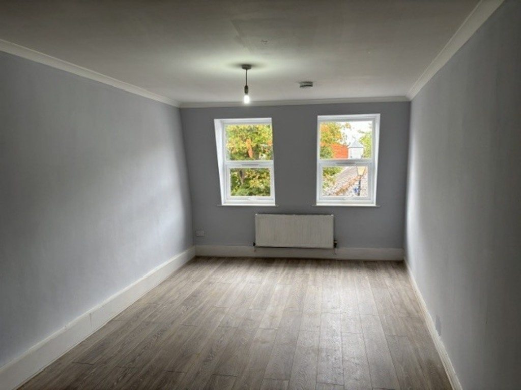 6, Hallmark House, Reedham Road, Burnham photo 5