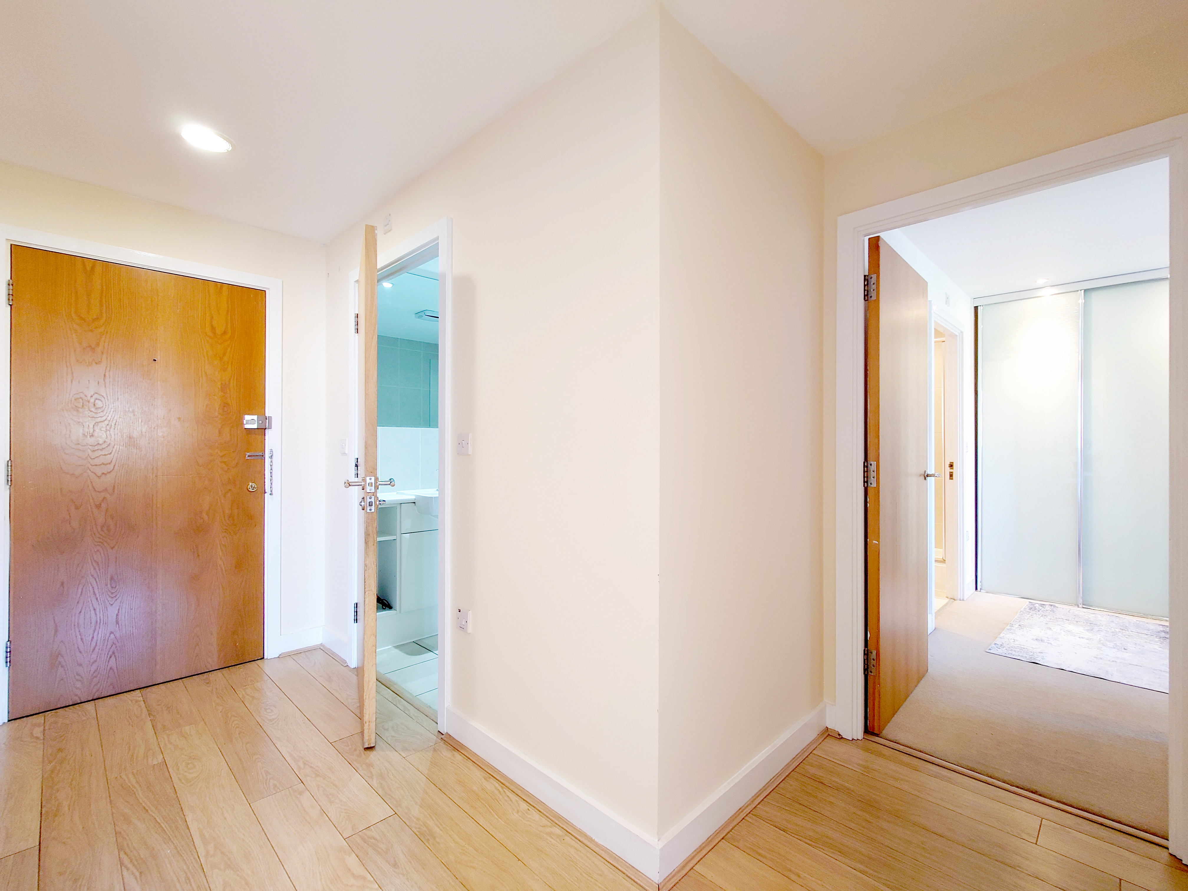 2-bed flat on 404 Drift Court, Basin Approach, London, £2,100/mo