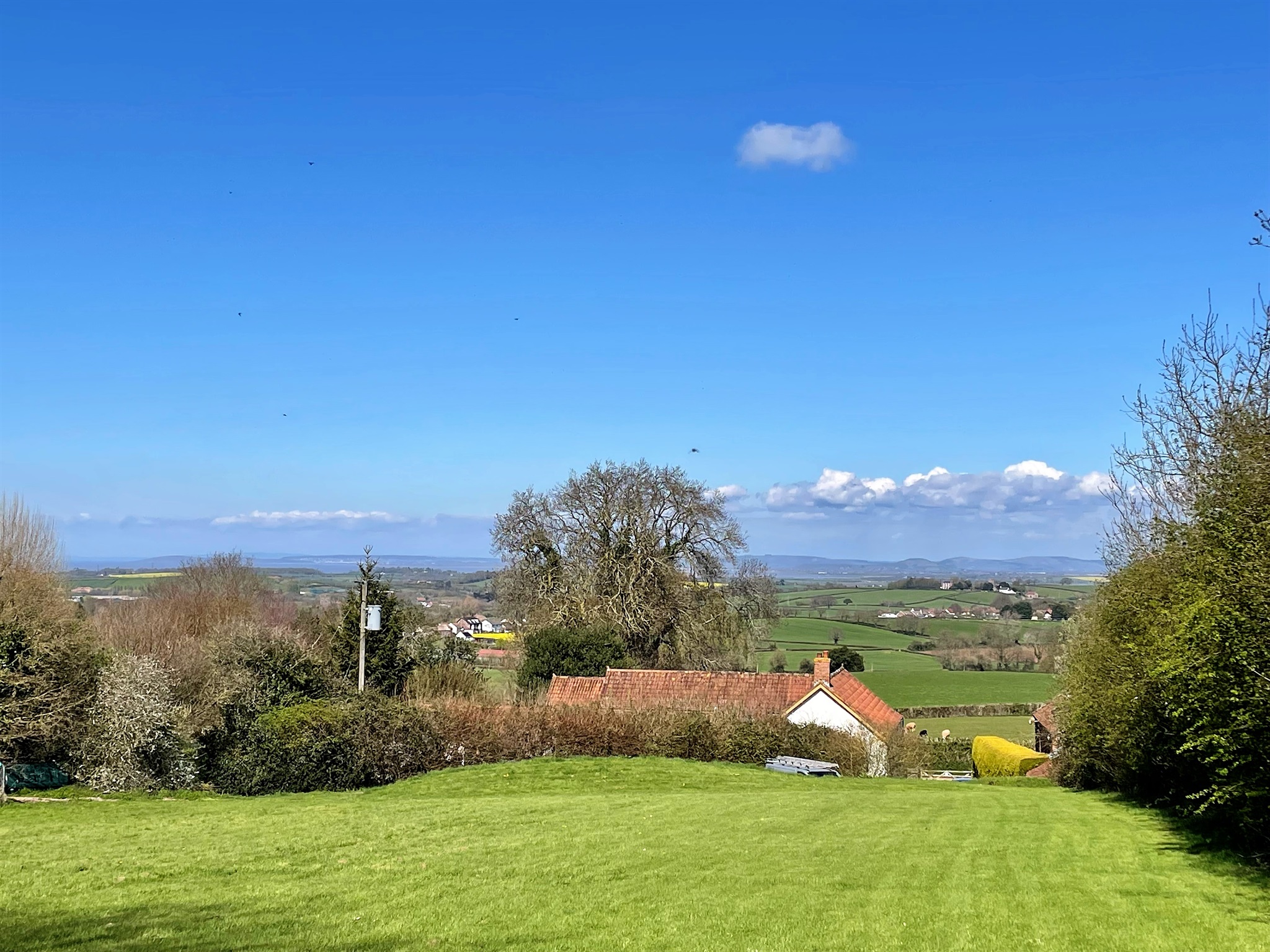 5 bedroom farmhouse for sale 0