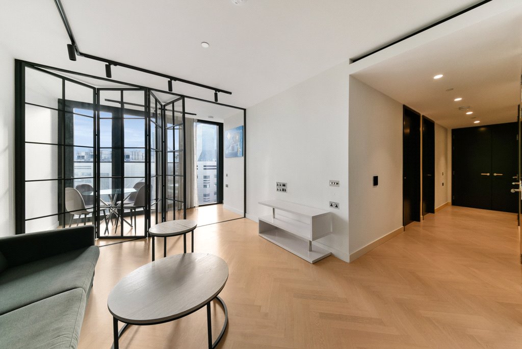 N1507 One Crown Place, 19, Sun Street, London photo 2