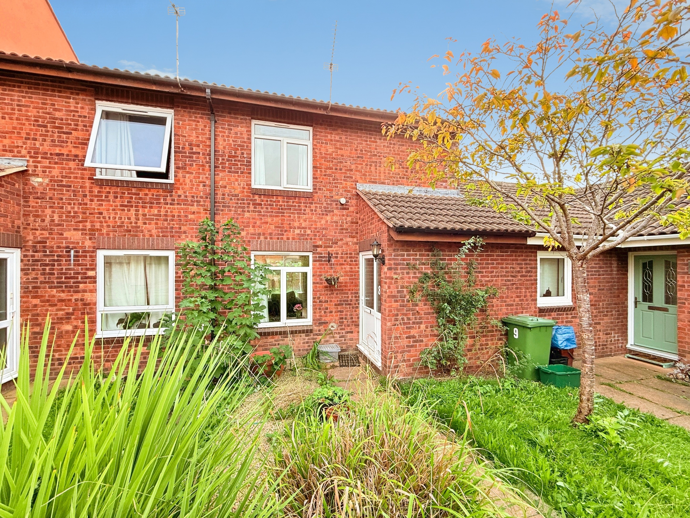 8, Maple Court, Frome photo 2