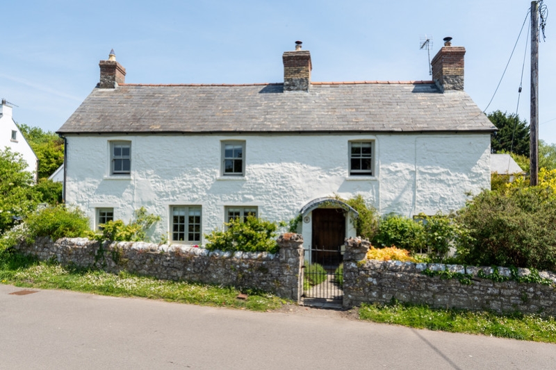 5-bed house on Downcross Barn, Castle Street, Llantwit Major, £900,000