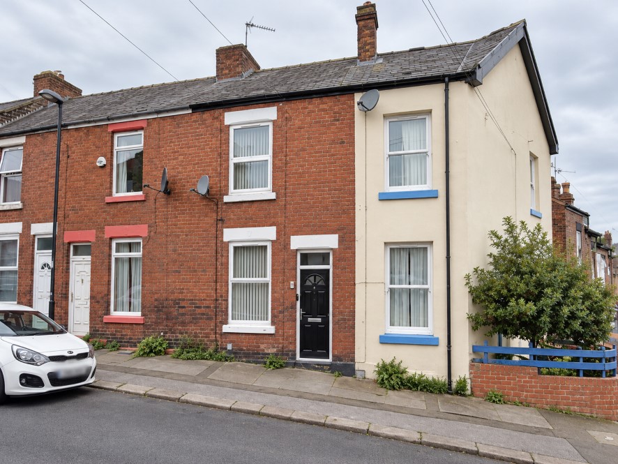 2 Cross Myrtle Road, Sheffield photo 2