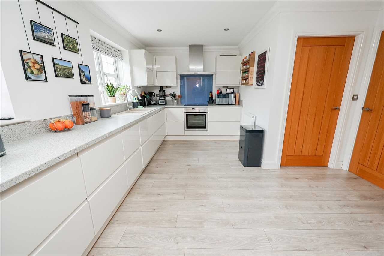 Photos of Rutland Avenue, Waddington, Lincoln LN5 66665971 PrimeLocation