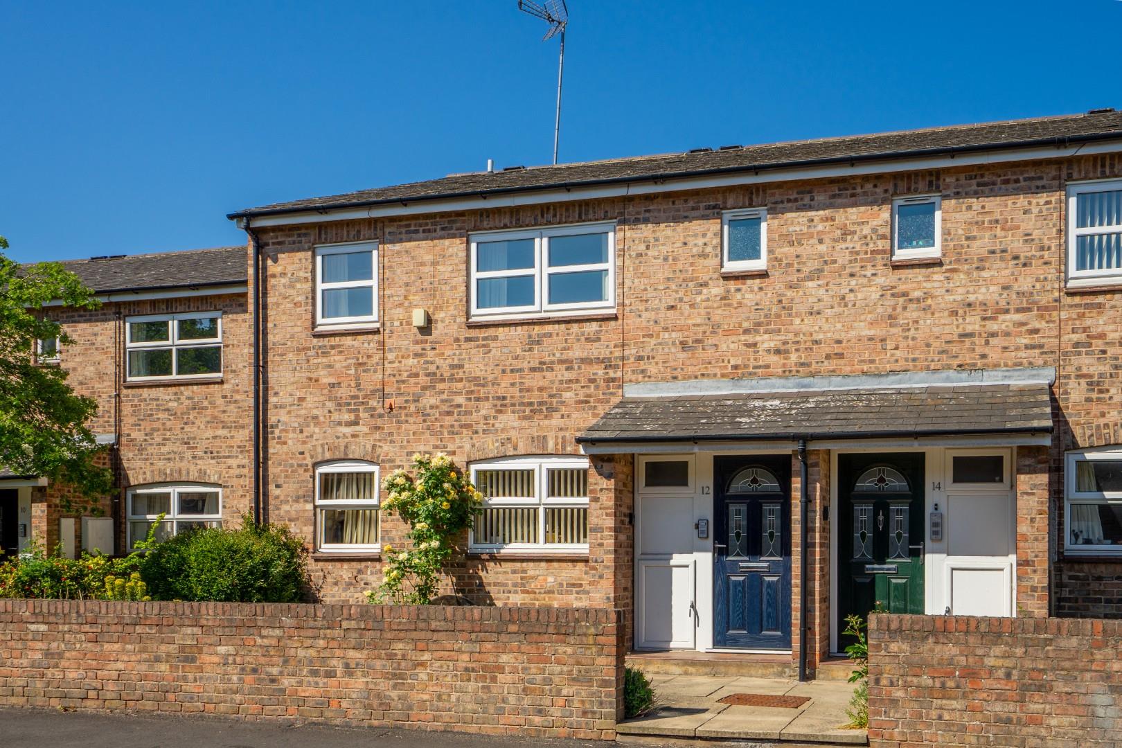 2-bed flat on 12, Clementhorpe Court, York, £150,000