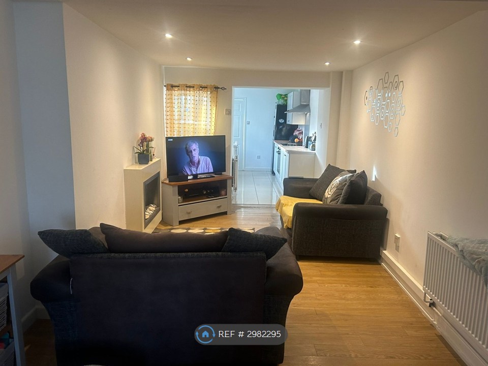 Llangyfelach Road, Treboeth, Swansea photo 5
