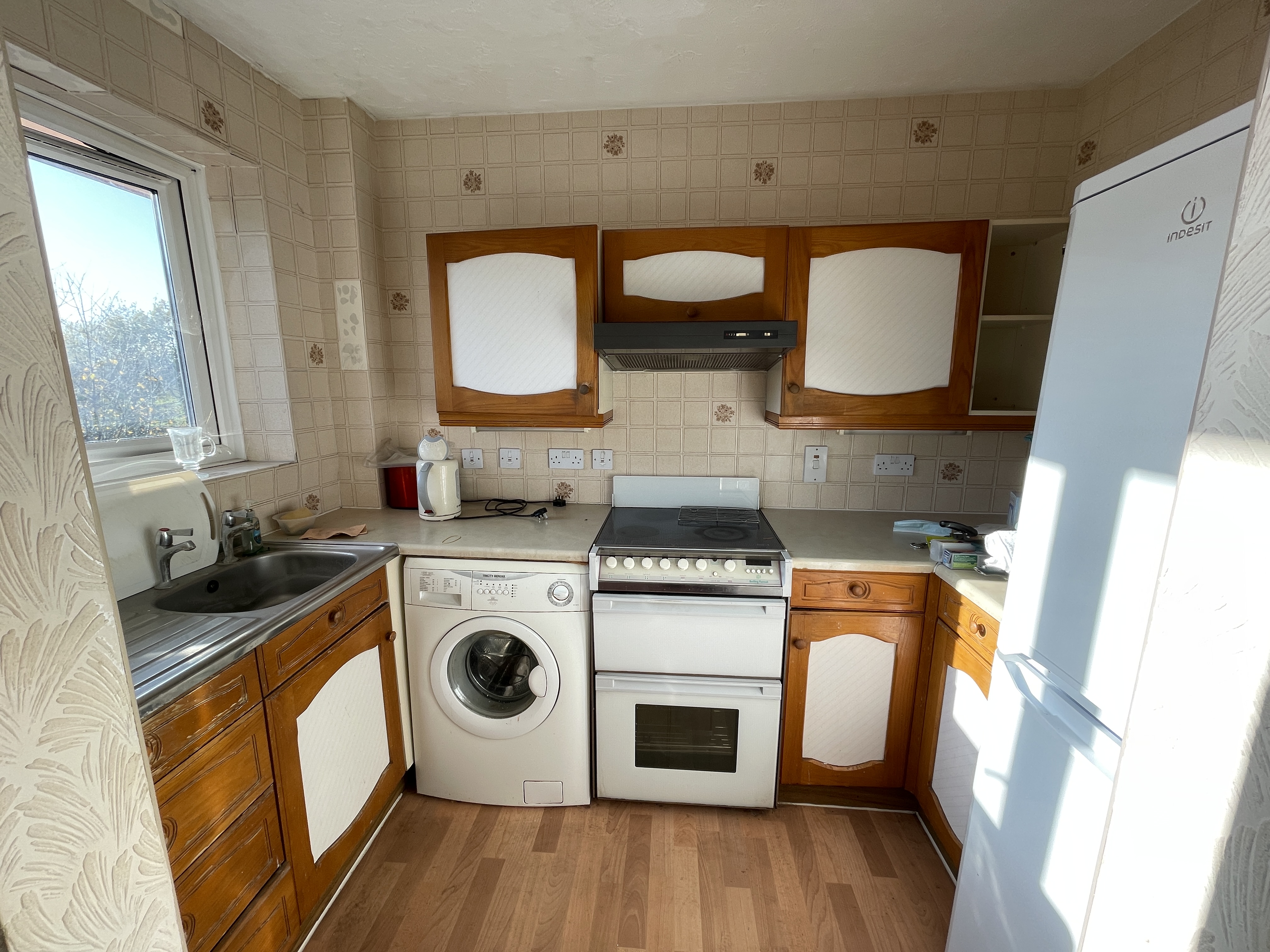 32 Woodcock Court, Woodcock Hill, Harrow photo 4